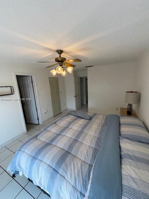 Building Photo - 1045 SW 122nd Ct