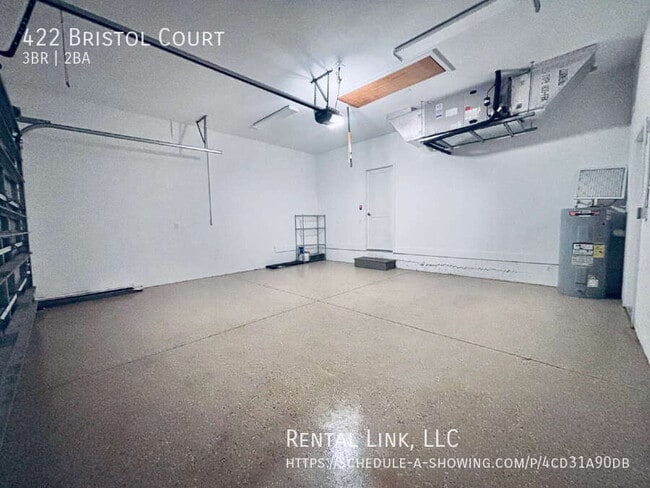 Building Photo - 422 Bristol Ct