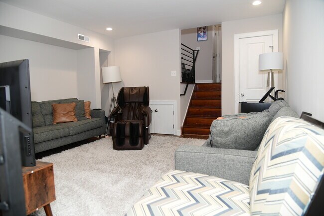 Basement Den - 6256 Osage Ave