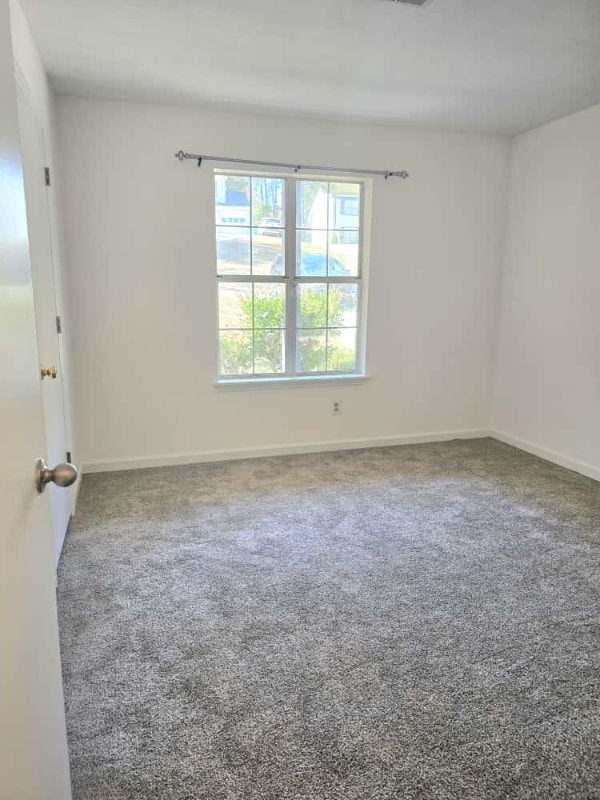 Building Photo - 506 Ridgedale Way