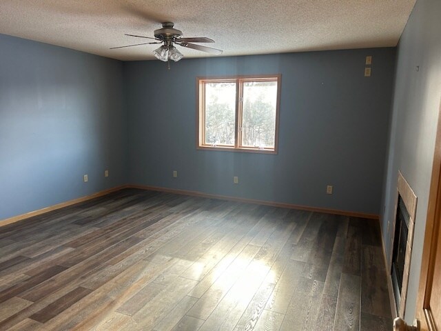 Building Photo - 5960 23rd St NE