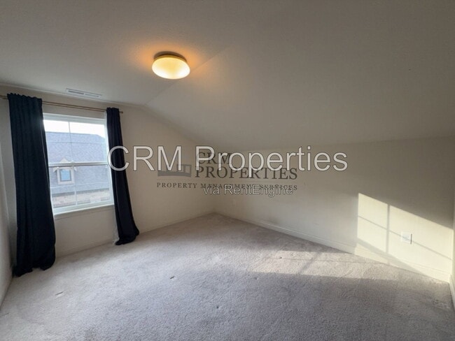 Building Photo - 411 Heritage Terrace Ln