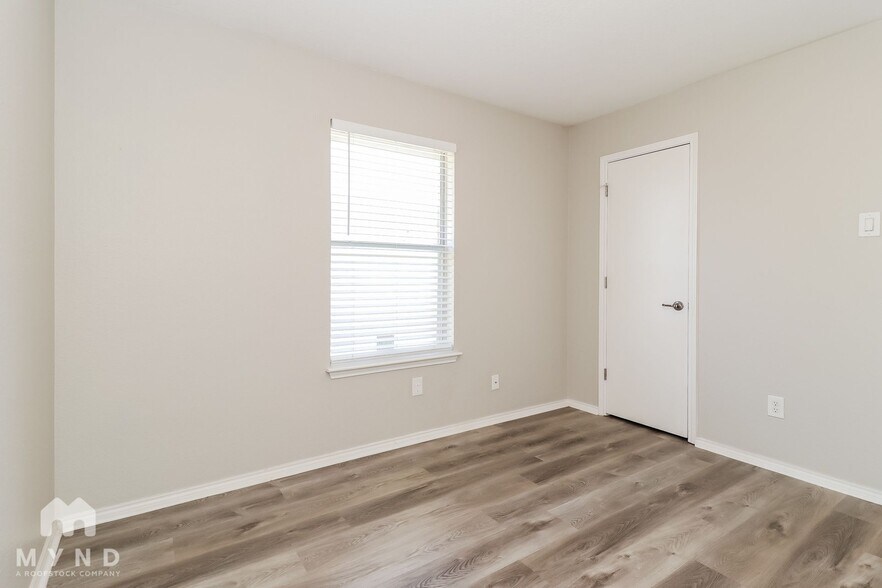 Building Photo - 4809 St Thomas Pl