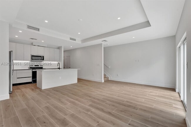Building Photo - 1533 NW 94th Ave