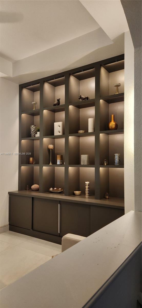 Building Photo - 3870 E Hibiscus St