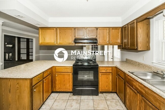 Building Photo - 4 Bedroom Pet-Friendly Home in Memphis, TN...