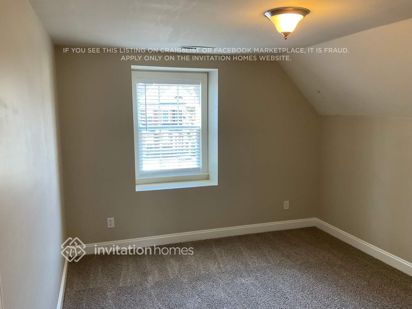 Building Photo - 8612 Ridgeline Ln