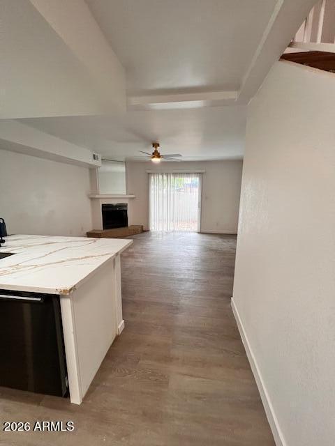 Building Photo - 2115 W Belmont Ave