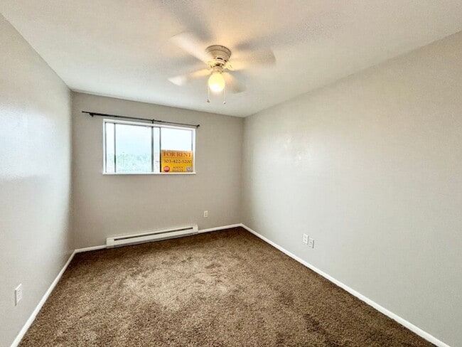 Building Photo - 6021 Yarrow St