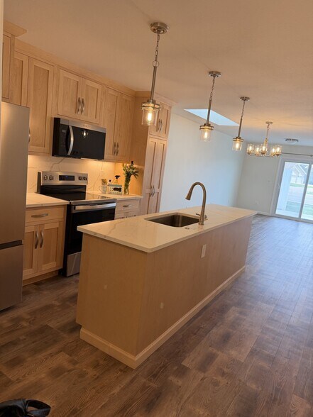 Building Photo - 1430 Kays Ct