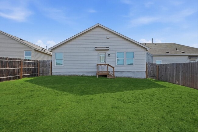 Building Photo - *Half off of the 1st months rent!*