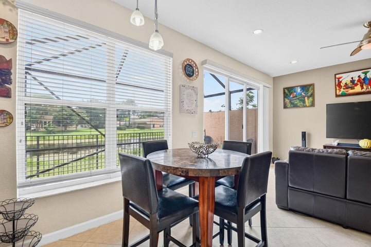 Building Photo - 5018 Starblaze Dr