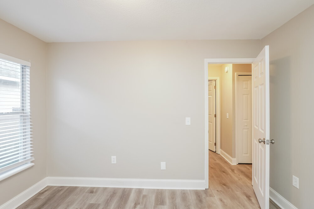 Building Photo - 658 Brightview Dr