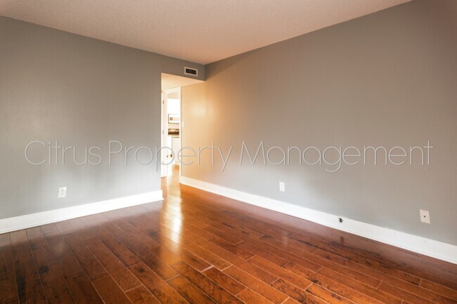 Building Photo - Cozy 2/2 Condo in Ramblewood