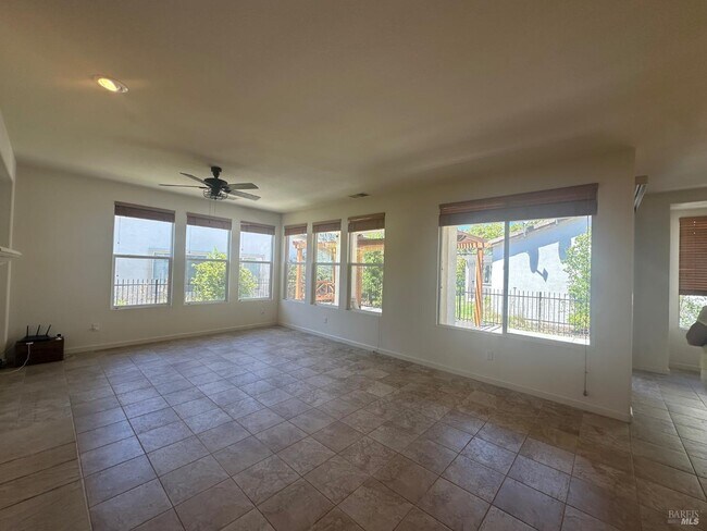 Building Photo - 107 Riviera Dr