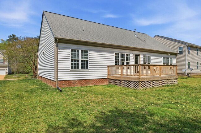 Building Photo - Welcome to Windmill Meadows!