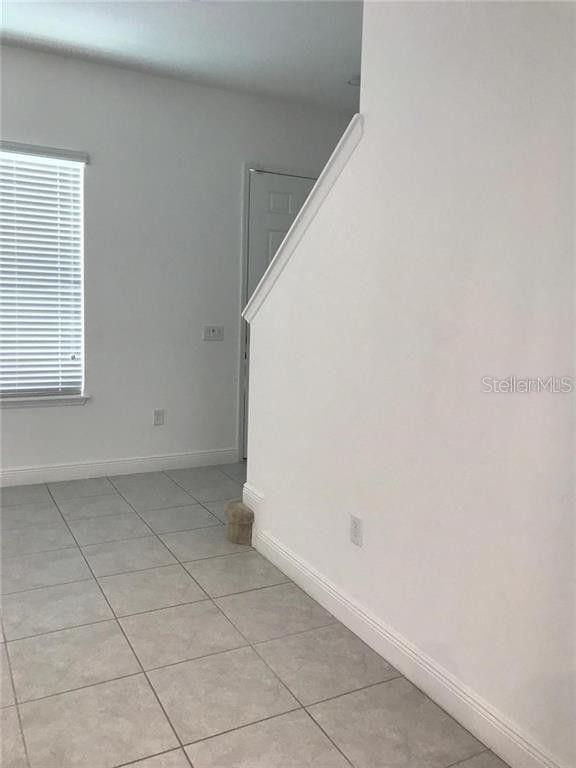 Building Photo - 9143 Grand Is Wy