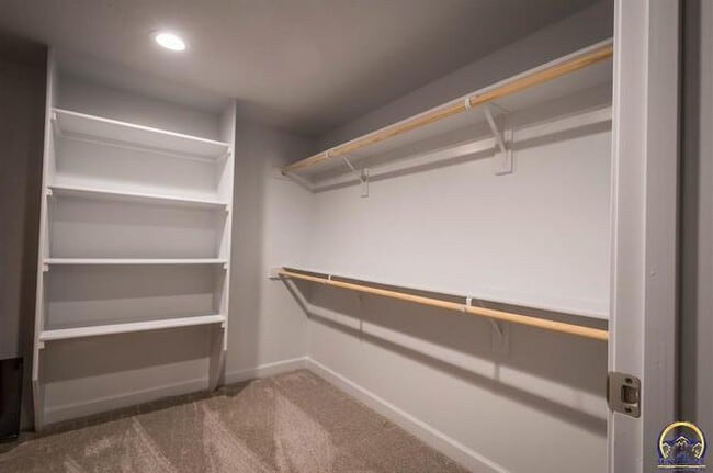 Building Photo - 7616 SW Lowell Ln