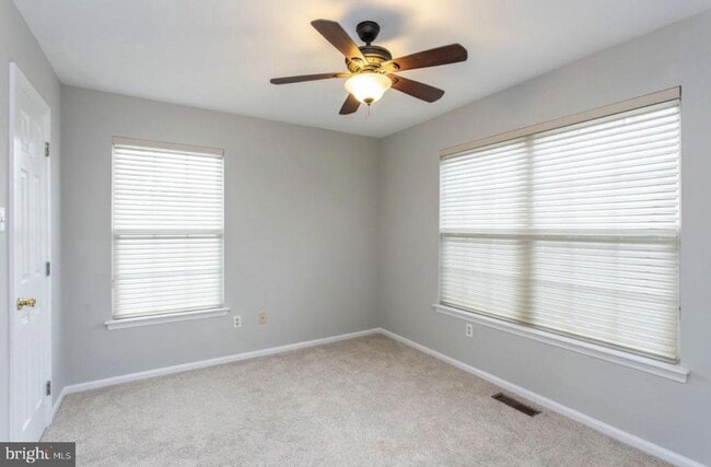 Building Photo - 105 Farrington Ct