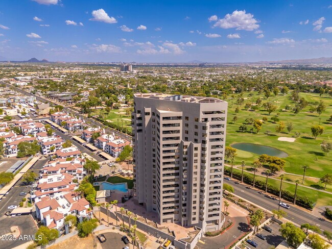 Building Photo - 1040 E Osborn Rd