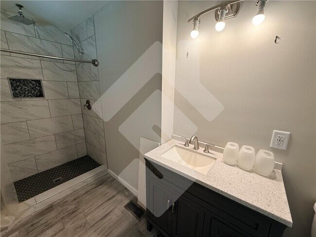 Building Photo - 3670 Gravitt Rd