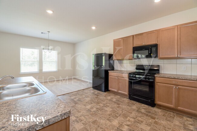 Building Photo - 6459 Blimp Base Blvd