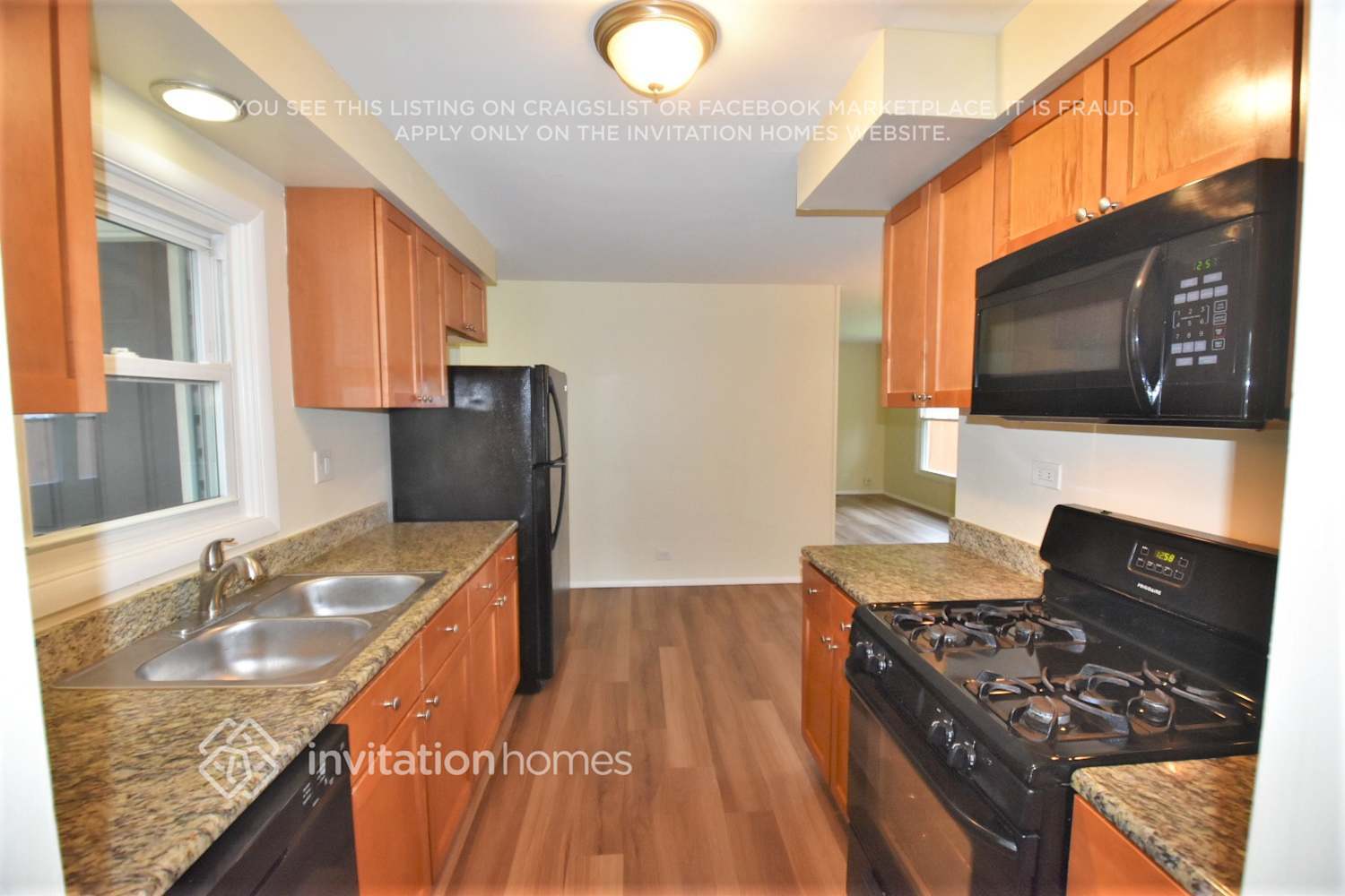 Building Photo - 575 Cochise Pl