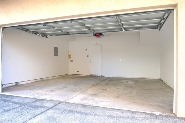 Building Photo - 6522 Brynhurst Ave