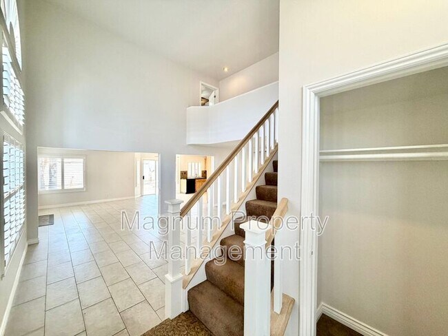 Building Photo - 507 Lassa Way