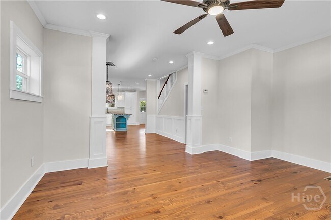 Building Photo - 3223 Bannon Ave