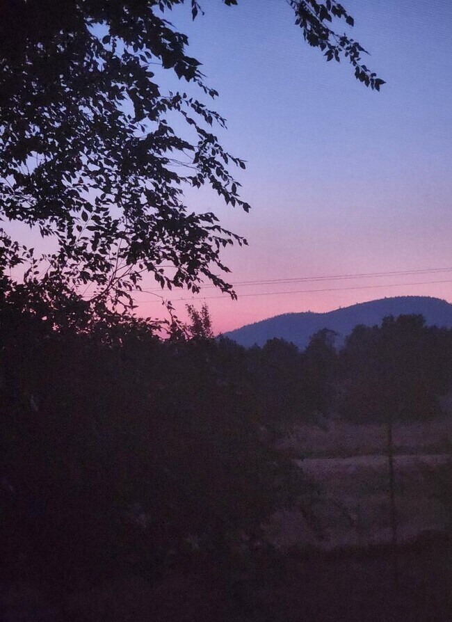 Building Photo - 23131 N Poe Valley Rd