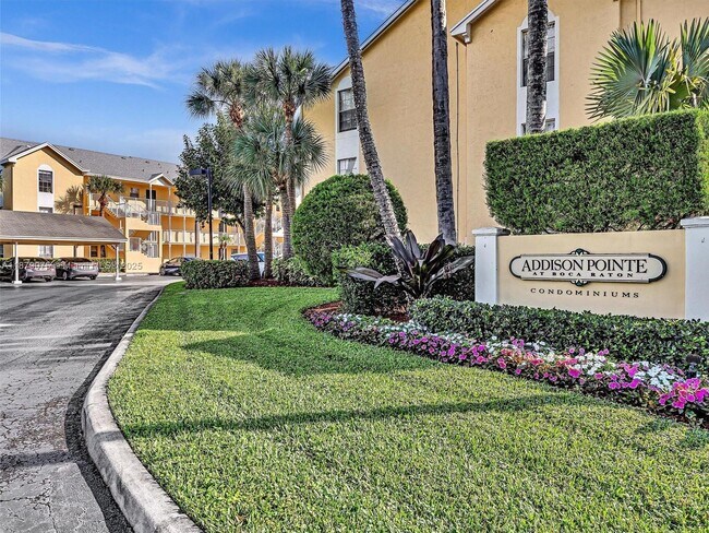 Building Photo - 6340 La Costa Dr