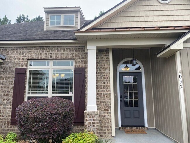 Building Photo - Elegant 4BD/2BA Home in the Charming Laurel Brooke Neighborhood, Valdosta, GA!