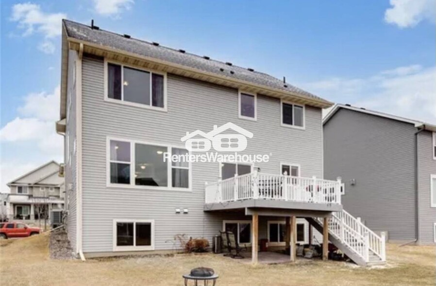 Building Photo - 5191 Suntide Pass