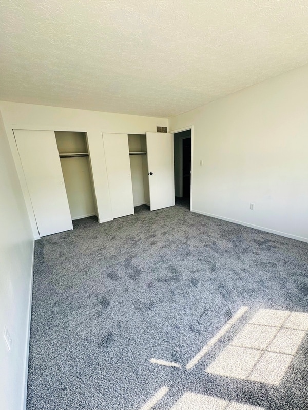 Building Photo - 7964-7966-7966 Goldsmith Dr