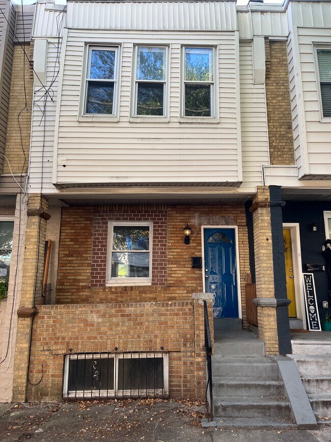 Building Photo - 1617 S 26th St