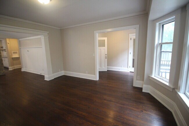 Building Photo - 2161 N 48th St