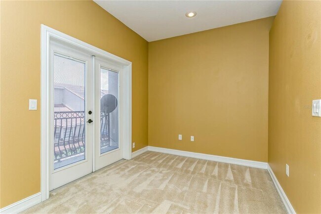 Building Photo - 10426 La Mirage Ct