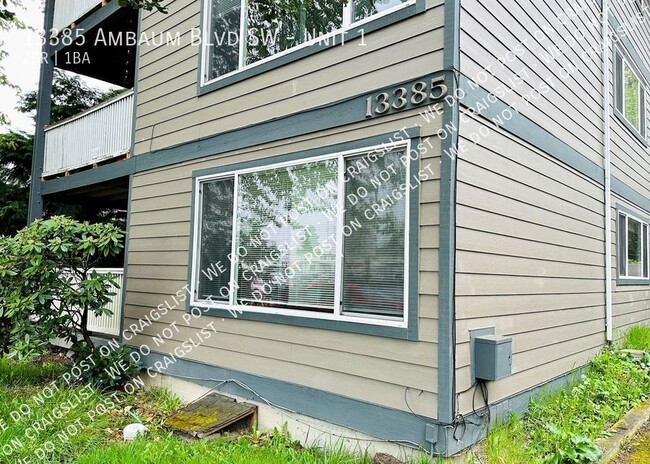 Primary Photo - Burien - Updated 2 Bedroom / 1 Bath