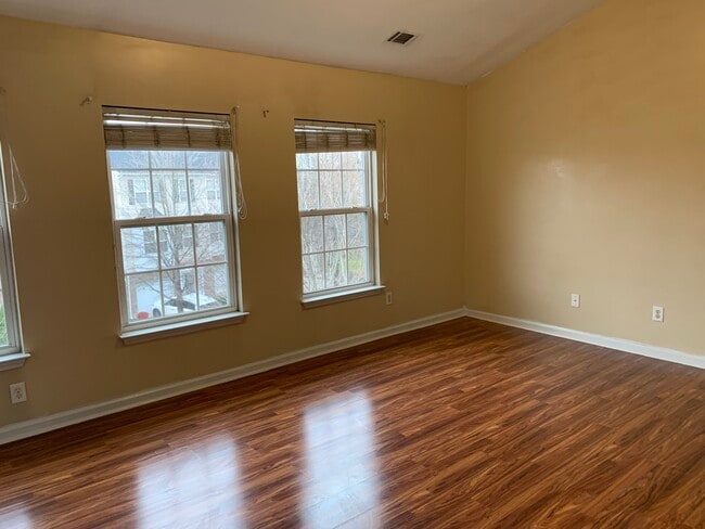 Building Photo - 9578 Walkers Glen Dr NW