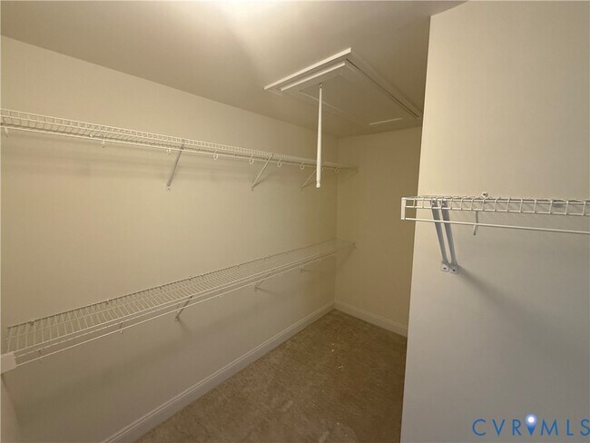 Building Photo - 10873 Farmstead Ml Ln