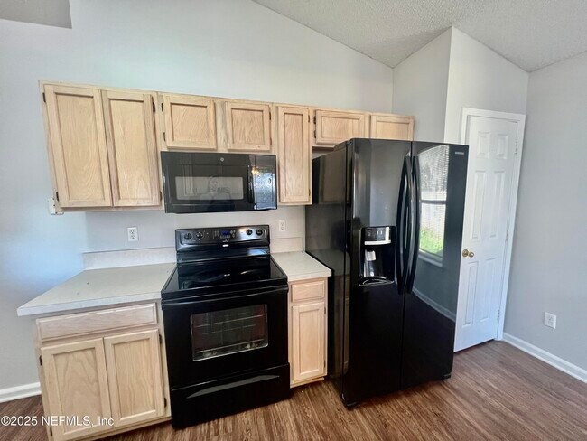 Building Photo - 2315 Companion Cir E