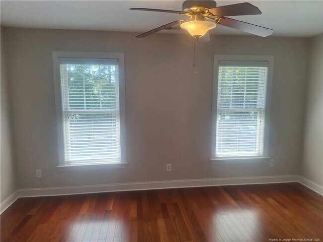 Building Photo - 2083 Broadman Ave