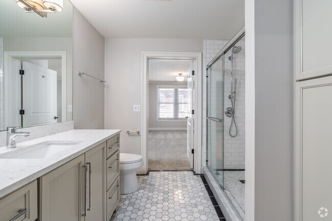 2BR, 2BA - 1,308SF - Bathroom - The Dennison