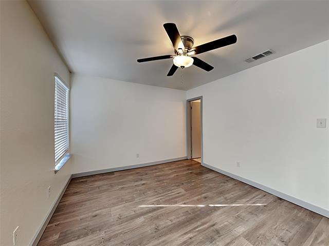 Building Photo - 10304 Blackjack Oaks Dr