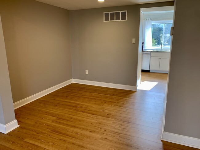 Ground Level Dining Room - 7359 Hickory Log Cir