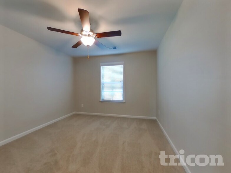 Building Photo - 36 Leyland Ct