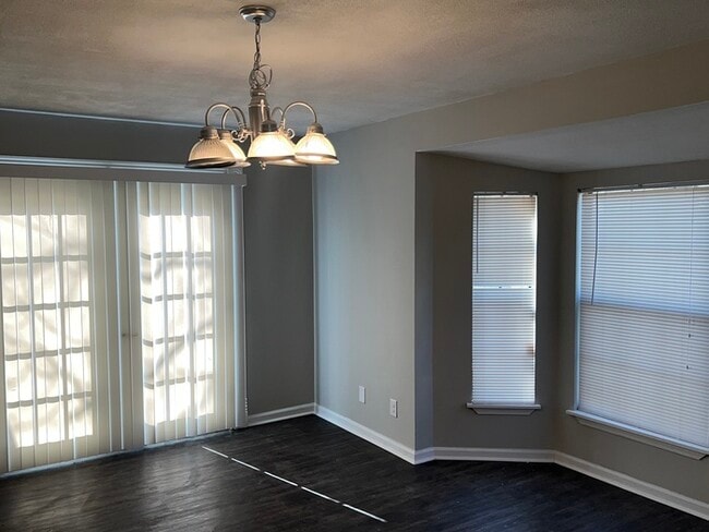 Building Photo - 2715 Jadestone Dr