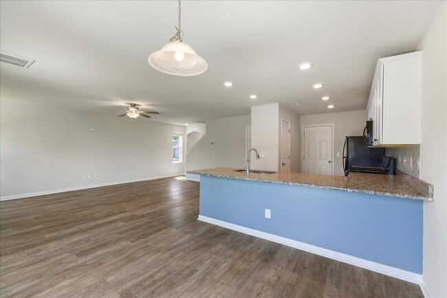 Building Photo - 2036 Alderman Way