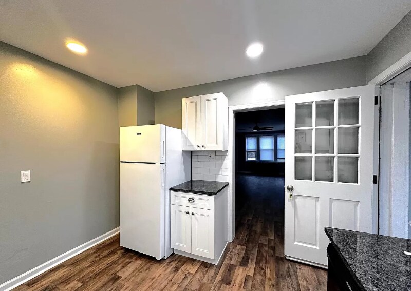 Building Photo - 308 Walnut Ave